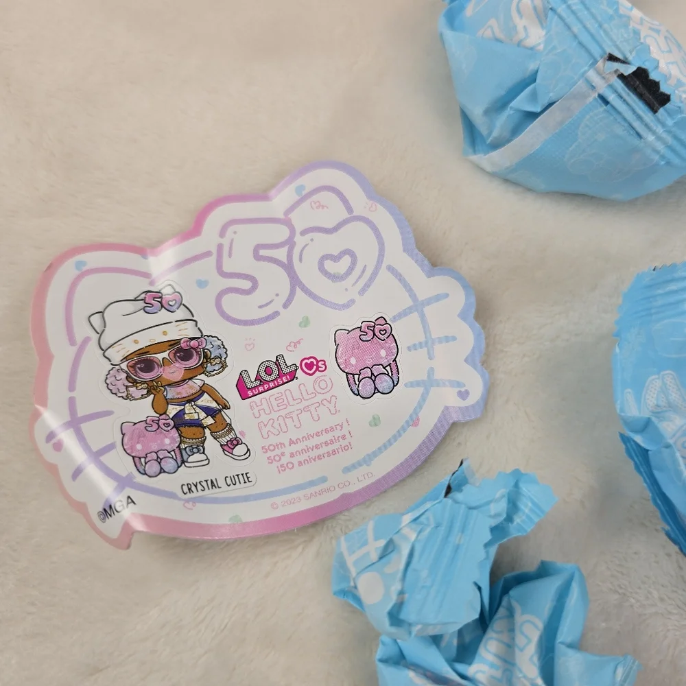 Hello Kitty LOL Surprise Collector - Picture 2 of 3